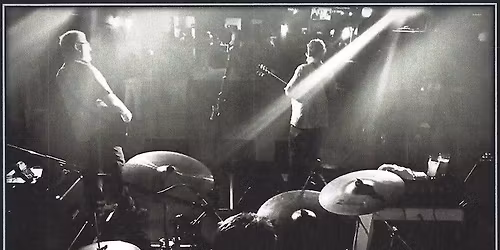 Freddie G. & The Swamp Bees at Naws Club!