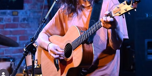 LIVE MUSIC