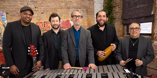 Ra\u00edces: Live at Studio5