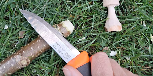 Woodcraft for Wellbeing - Whittle a Mushroom