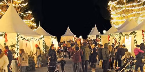 Holiday Wonderland + Christmas Market \/ Heritage Park \/ Manahawkin NJ