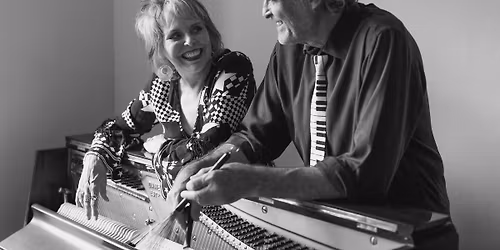 Jan Boogie Woogie Preston Duo Plays The Shed