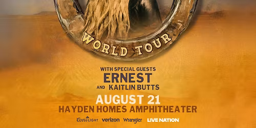 Kaitlin Butts at Billy Bobs