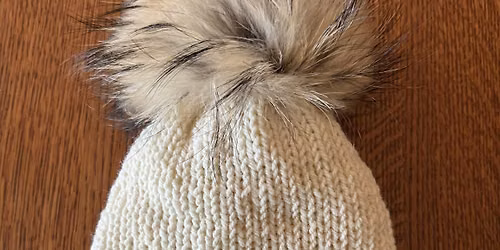 No-Knit Hat and Fur Pompom \u2013 Make Your Own Cozy Hat