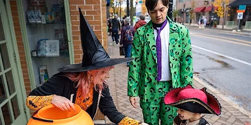 Trick-or-Treat at 50th & France
