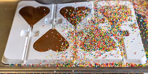 CHOCOLATE PIZZA MAKING HOLIDAY WORKSHOP