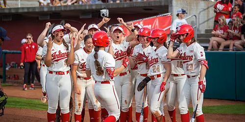 Parking Oregon Ducks at Indiana Hoosiers Womens Volleyball