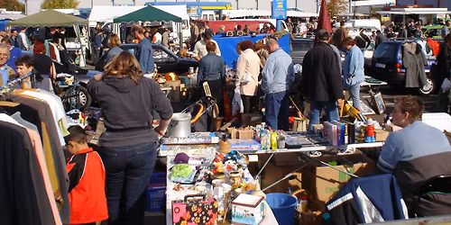 Flohmarkt am Ecenter in Minden - K\u00f6nigstr.