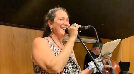Valley Contra Dance w\/ Yesterday's Perogies and Penelope Weinberger