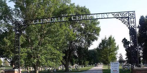 GLENDALE CEMETERY MEMORIAL DAY SERVICE