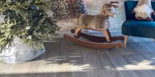 Christmas Market 2025 at the Little Play Lounge