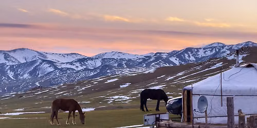MONGOLIA: miejsce, kt\u00f3re nie pr\u00f3buje Ci si\u0119 spodoba\u0107 ...