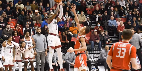 Parking Manhattan Jaspers at Saint Peter's Peacocks Womens Basketball