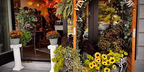 Vintage Hollow and Chardon Flea Market
