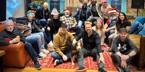 FriendsQuarters Holiday Hangout