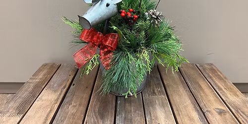 *Sorry, this class is full* Reindeer Centerpiece Class