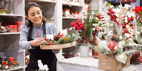 Holidays Unwrapped: A Creative Market Experience