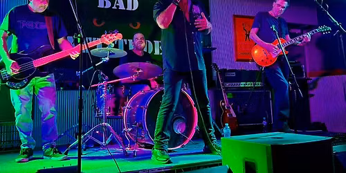 Carriers Arms Hotel Maryborough - Bad Attitude band