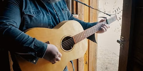 Josh Odair Live At The Lounge 390