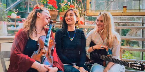 \u201cTHR\u00d3ISMA\u201d GREEK VOCAL ENSEMBLE