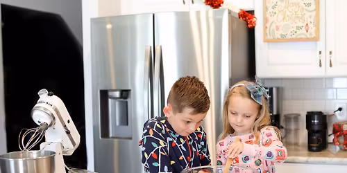 Christmas cookie baking photo sessions!