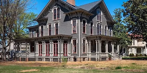 Oakwood History and Architecture Tour
