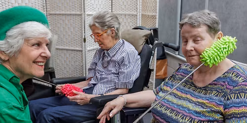 De Stille Stoet speelt in het Alzheimer Caf\u00e9 