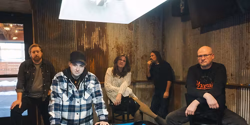 Burn the Ice @ Jumpin Jacks