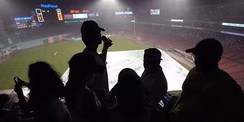 Parking Toronto Blue Jays at Boston Red Sox