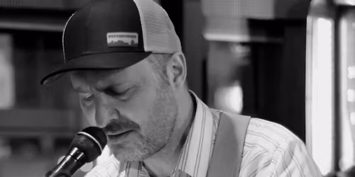 Micah Nagel at Walnut Grill Robinson