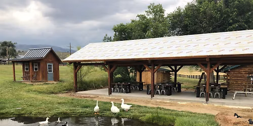 Mini Market at Cross Creek Farm