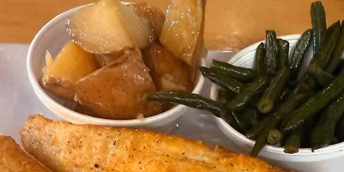 FISH FRIDAYS \ud83d\udc1fViernes de pescado