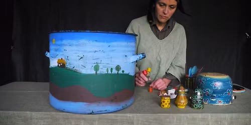 Teatralizuotos pasakos ir k\u016brybin\u0117s dirbtuv\u0117s \u201ePasakos i\u0161 puodo\u201c. Kurhauzo nyk\u0161tuko klubas.