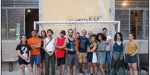 Orchestre tout puissant Marcel Duchamp - concert sans \u00e9lectricit\u00e9, 18 musicien.nes, sous les \u00e9toiles