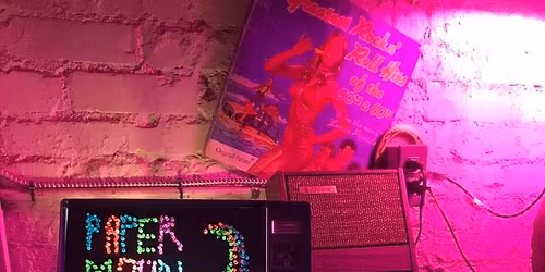 Holiday Weirdo Market!