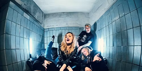 Livekonzert + Dirty Blondes + Arrogant Twins