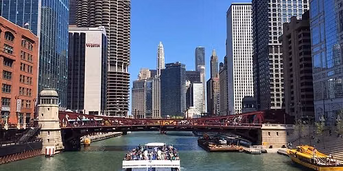 Chicago Architectural Boat Tour with Luxury Coach Bus Transportation