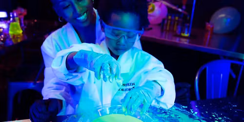 The Fun Lab Houston! Experiment with your mini scientist, drinks included!