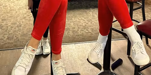 Ducks Sports Bar & Grill Thanksgiving Eve Pool Tournament