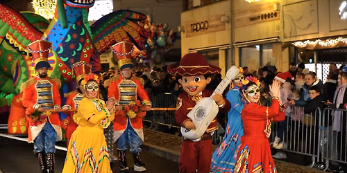 Grande parade de No\u00ebl \u2022 Bruay-La-Buissi\u00e8re