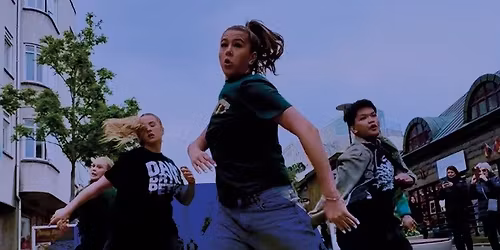 Fj\u00f6lskyldudagskr\u00e1 H\u00f6rpu: Hiphop dansveisla