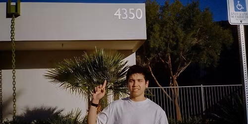 Clinton Kane - 4350 Live