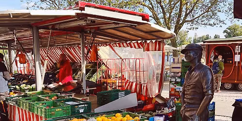 F\u00fchrung \u00fcber den Schiersteiner Wochenmarkt & durch den Hafen