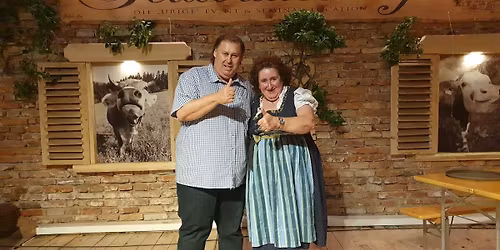 LT1 Gstanzl singa in Ansfelden-Linz GH Strauss mit Renate Maier der Queen des Gstanzls