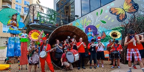Live from the Wonderground: Black Star Drum Line & Forward! Marching Band