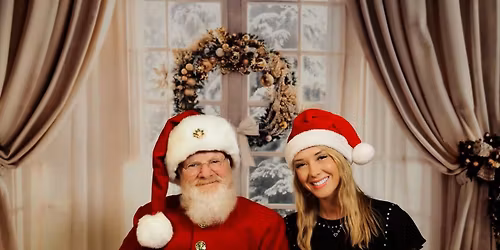 Photos With Santa In Studio!