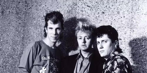 Stray Cats - Highland, CA