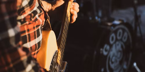 Koncert Good Stuff a All Show Band u Kapit\u00e1na