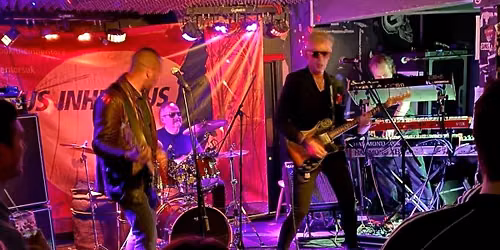 Rattus play Redcar - The Cleveland Hotel