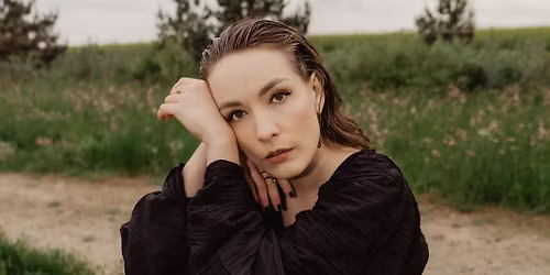 Maria Basel \u2022 Hamburg \u2022 Hebeb\u00fchne